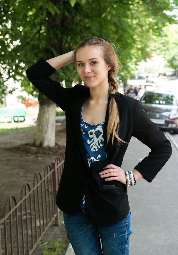 Карина, 18